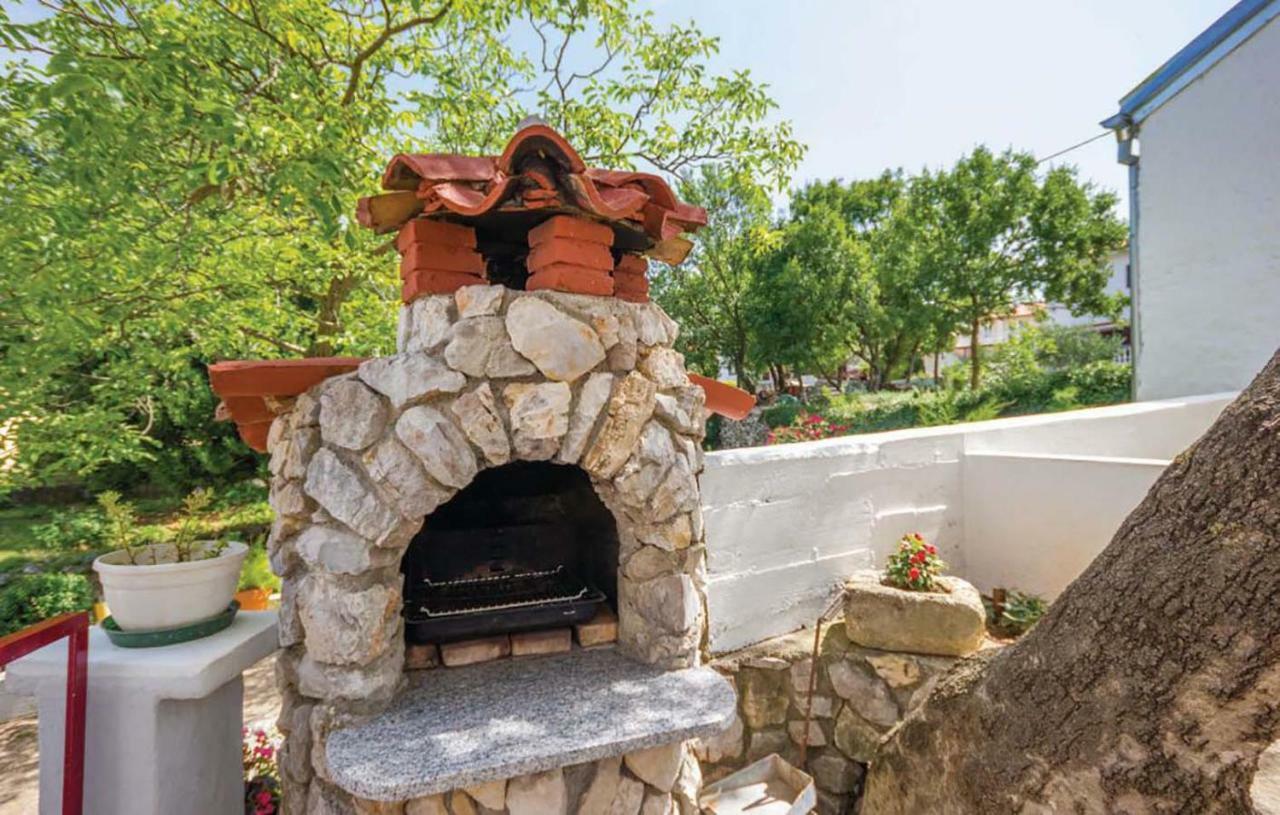 Charming Studio With Hot Tube, Terrace, Barbecue And Garden Kraljevica Eksteriør billede